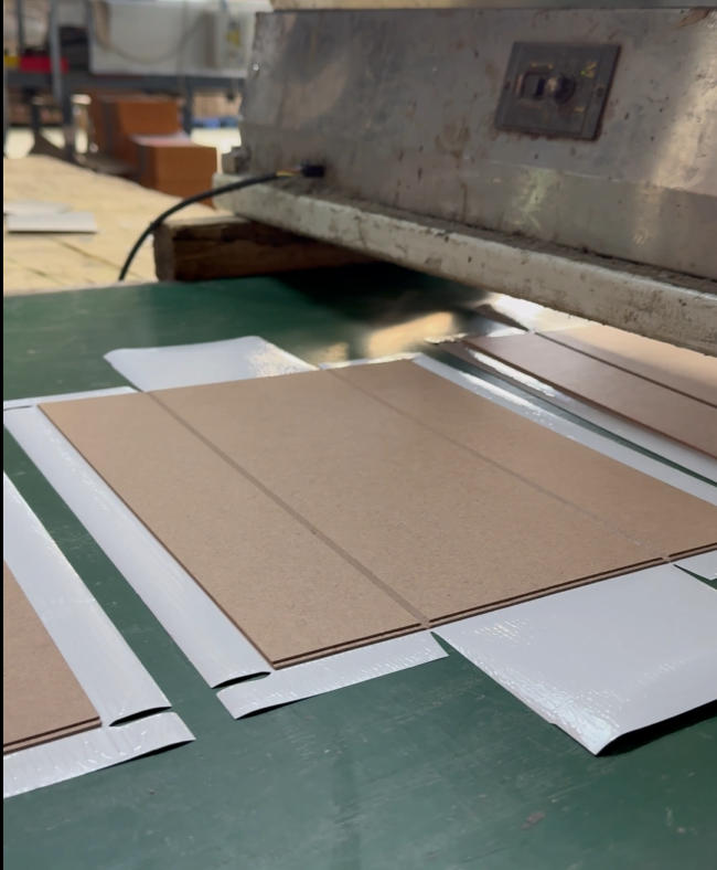 自动定位上胶机